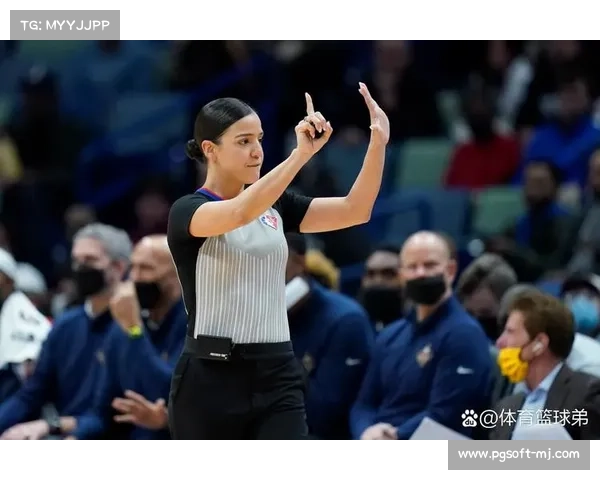裁判主管强调季前赛培训 聚焦提升吹罚尺度与判罚一致性